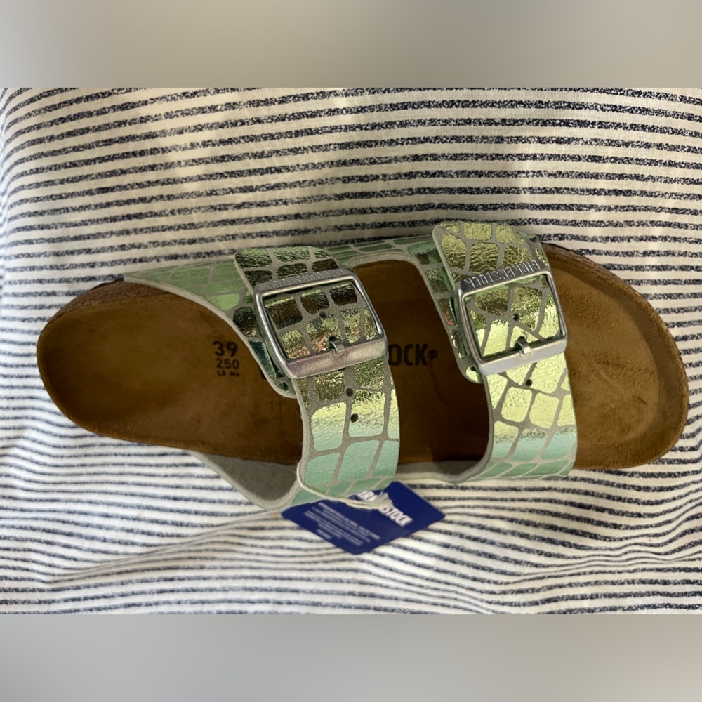 Brand new Birkenstock size 39 (8 Women 6 Men)